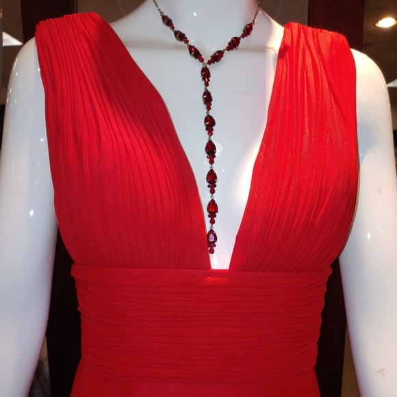 Jovani Dresses & Skirts - Red Jovani chiffon dress size 2